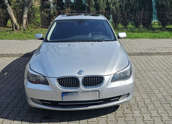 BMW Seria 5 cena 32000 przebieg: 280000, rok produkcji 2009 z Poznań małe 67